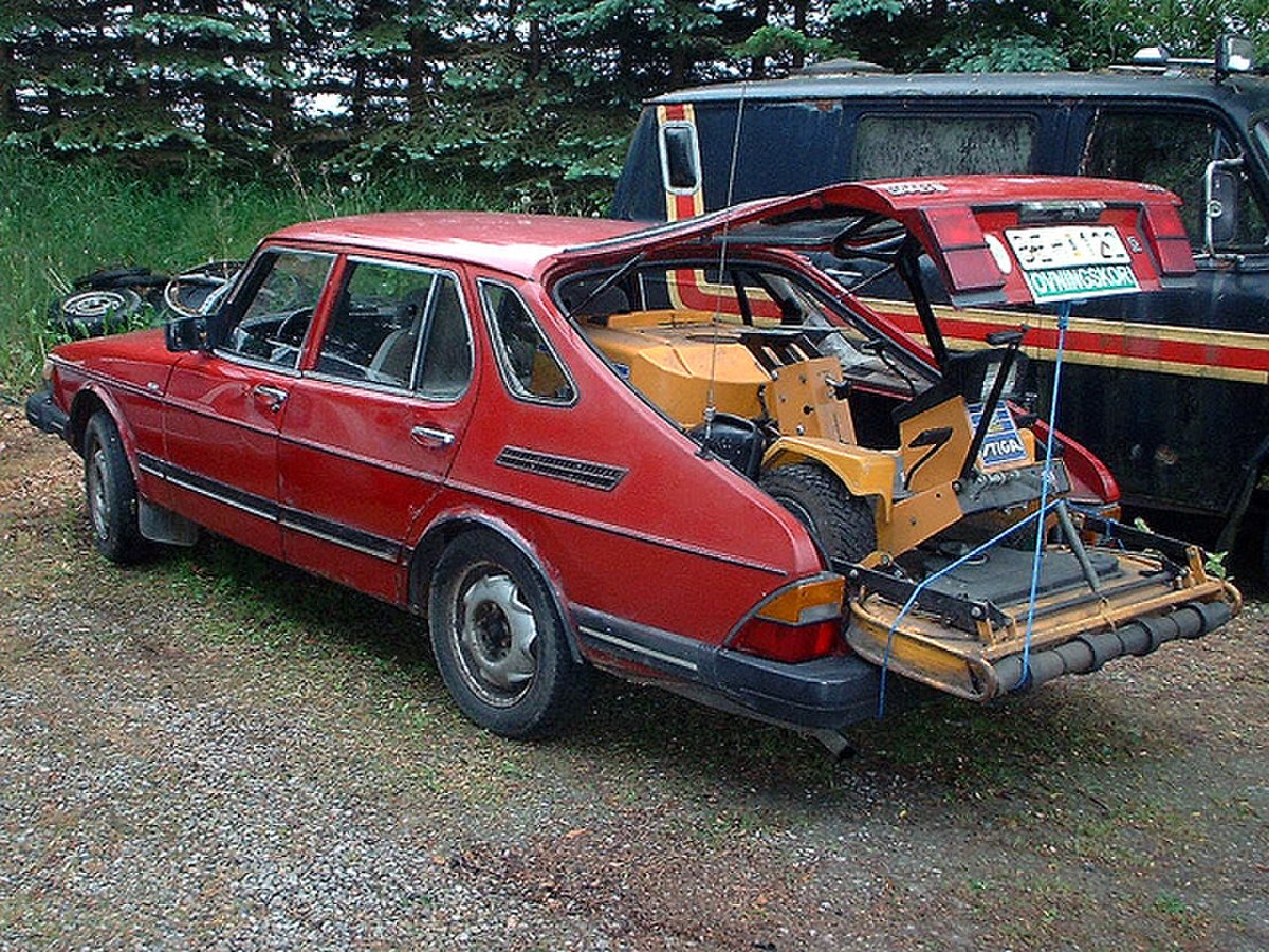 Saab 900 combi coupé