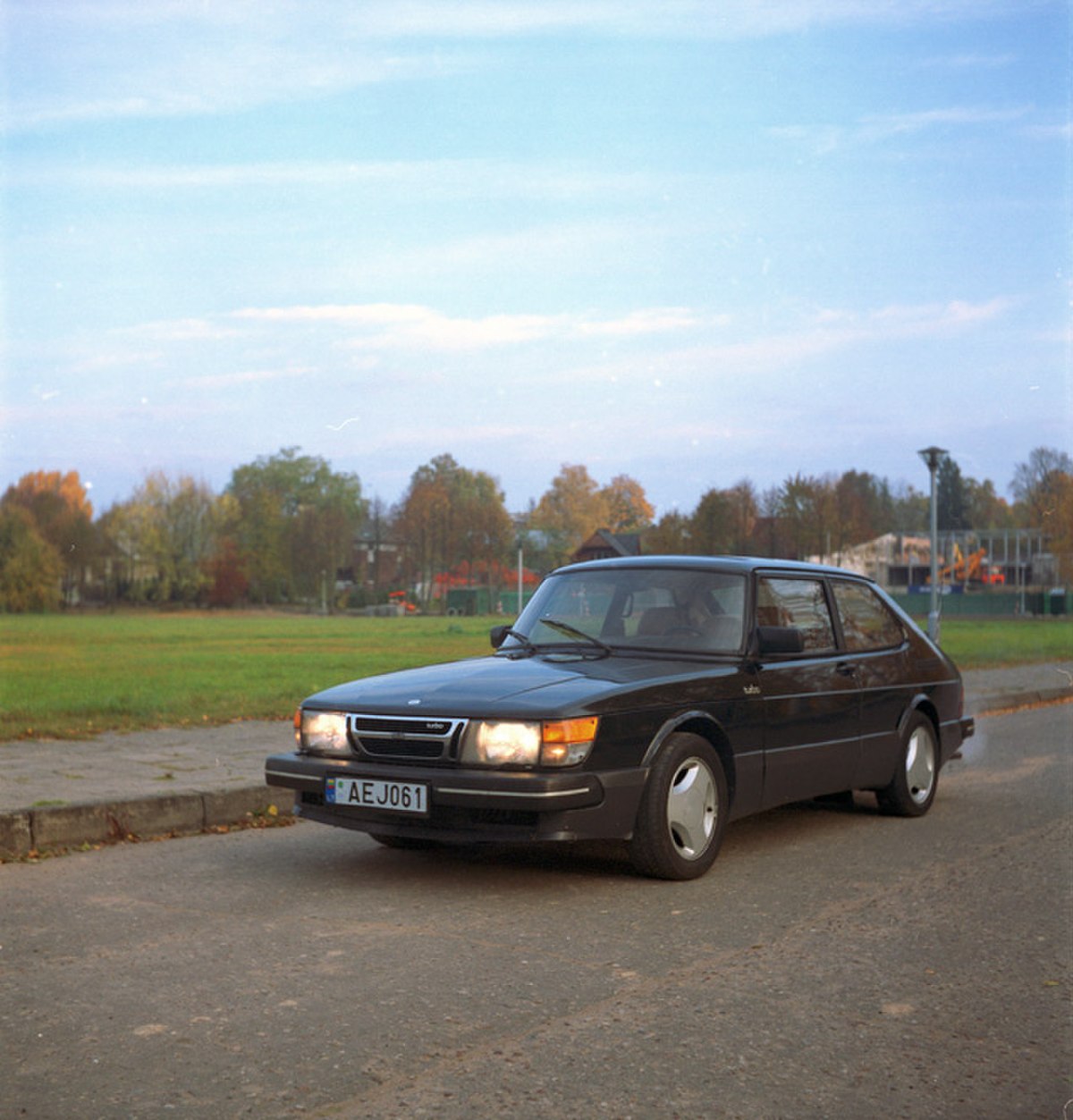 Saab 900 coupé
