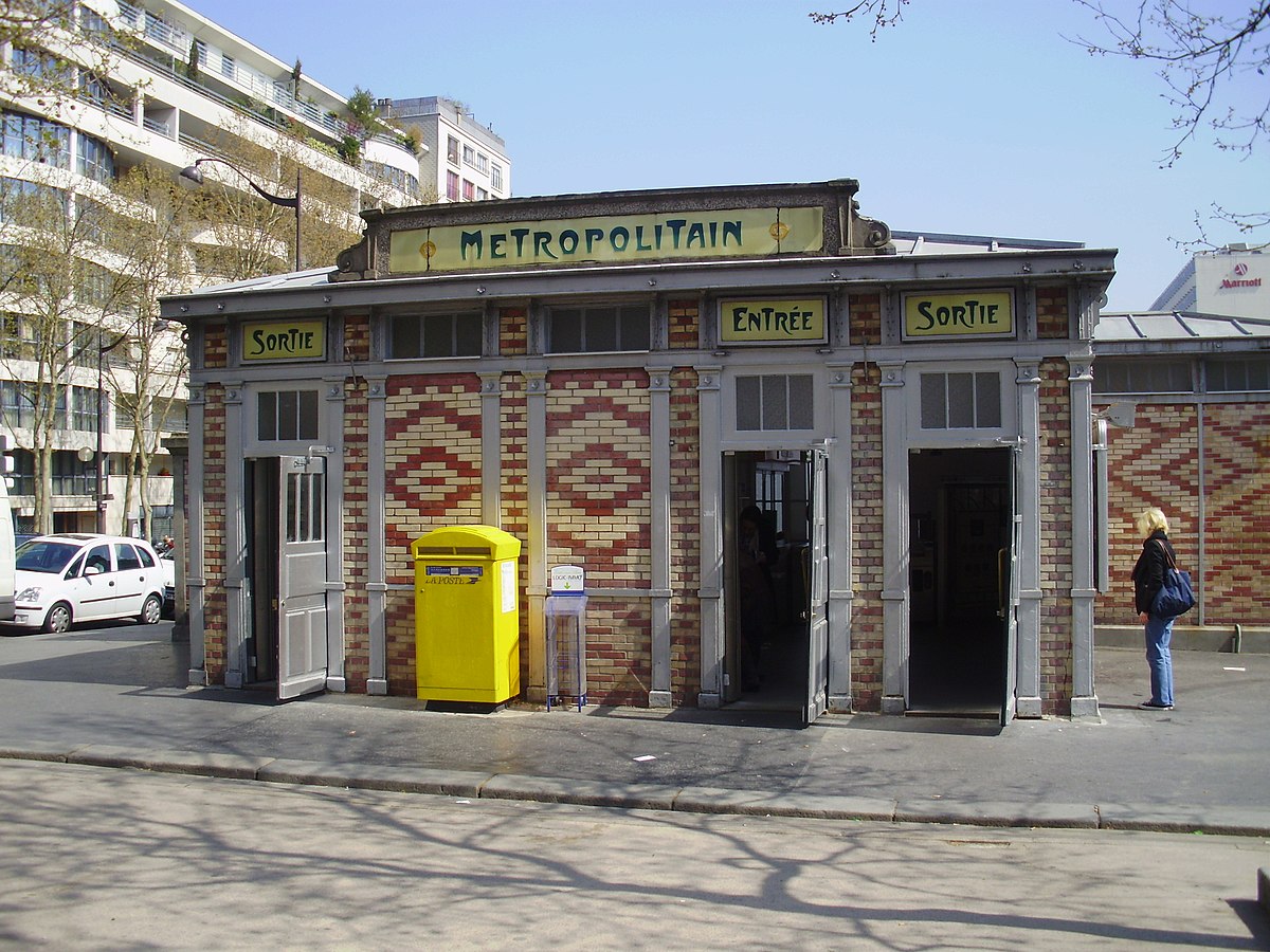 Saint-Jacques (métro de Paris)