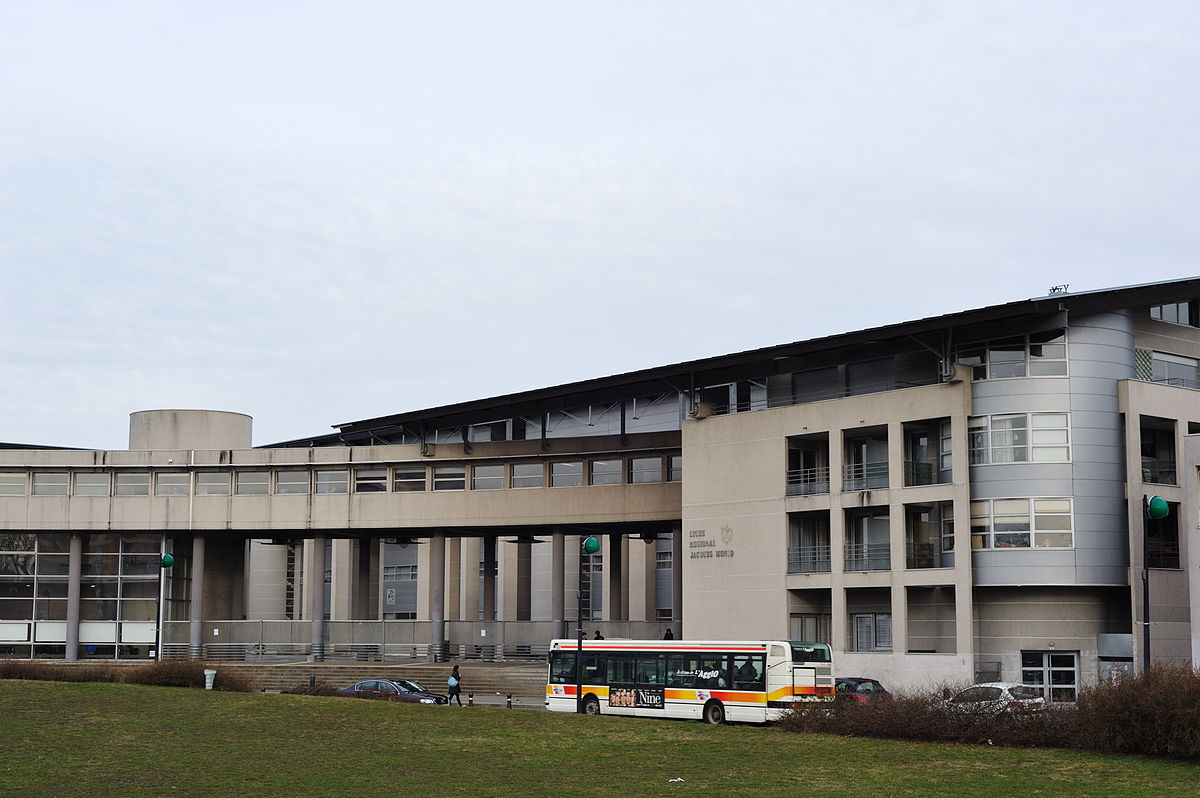 Saint-Jean-de-Braye lycée Jacques Monod.jpg