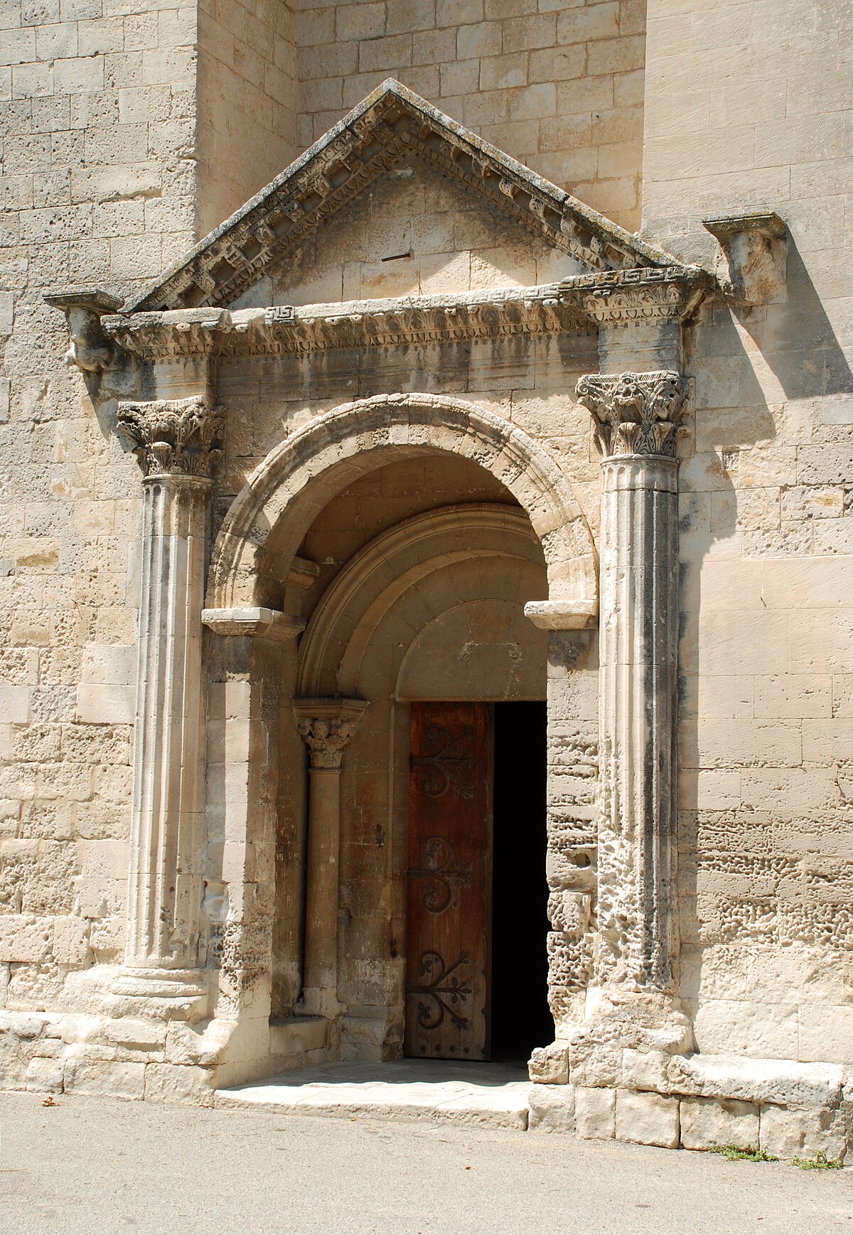 Église de Saint-Restitut