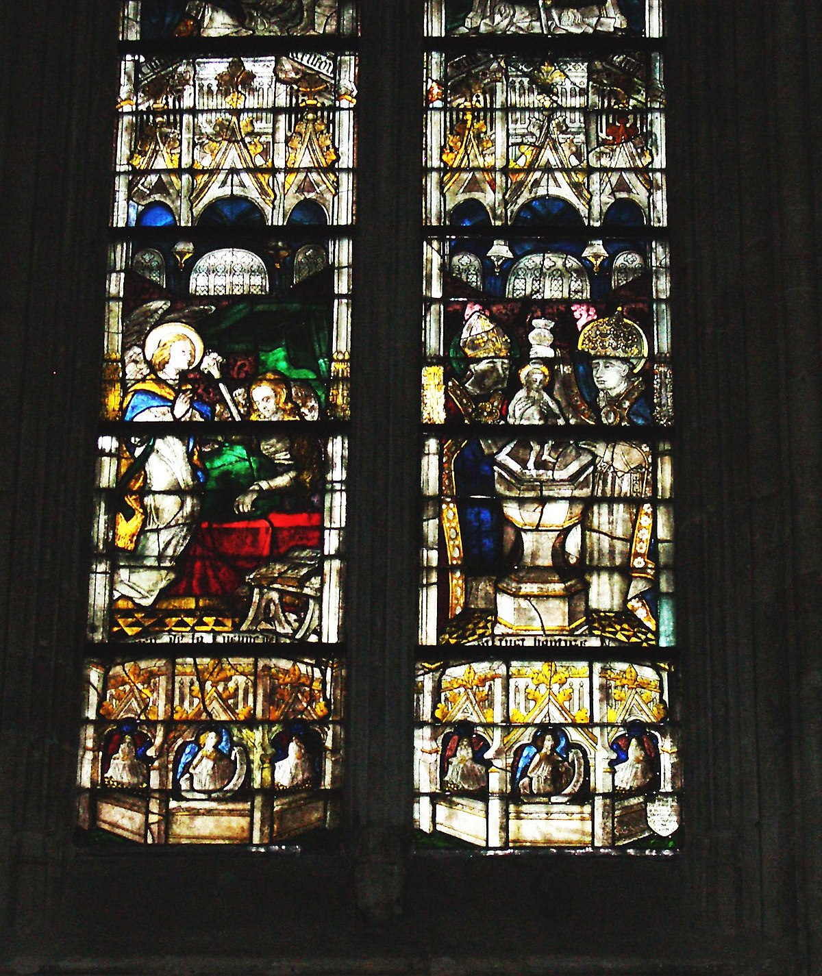 Saint taurin vitrail1.jpg