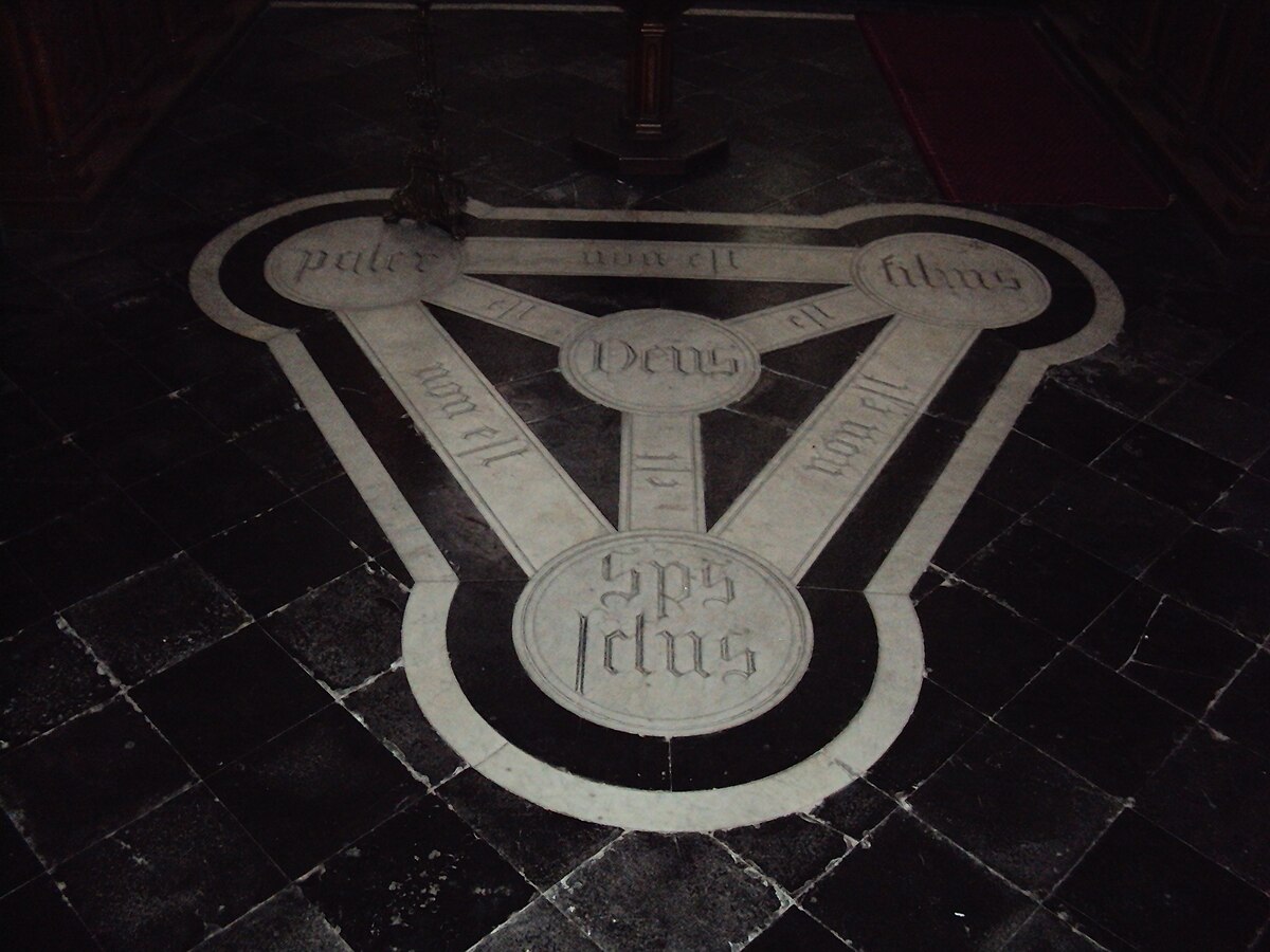 Sainte-Trinité de l'église Saint-Maurice-des-Champs (Lille).jpg