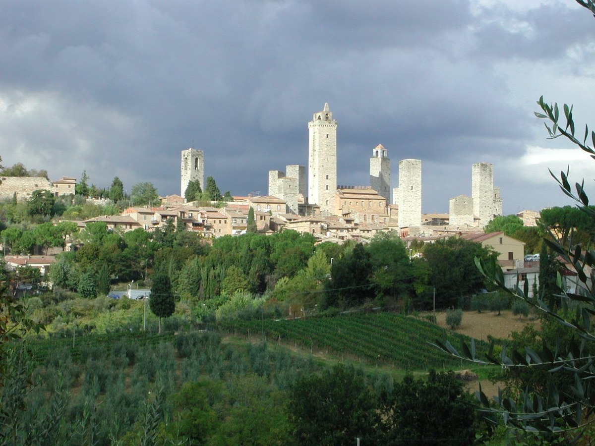 Maison-tour toscane