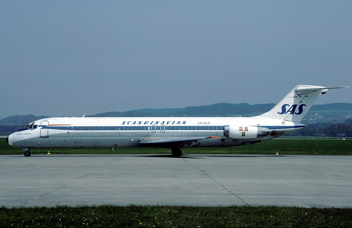 Douglas DC-9