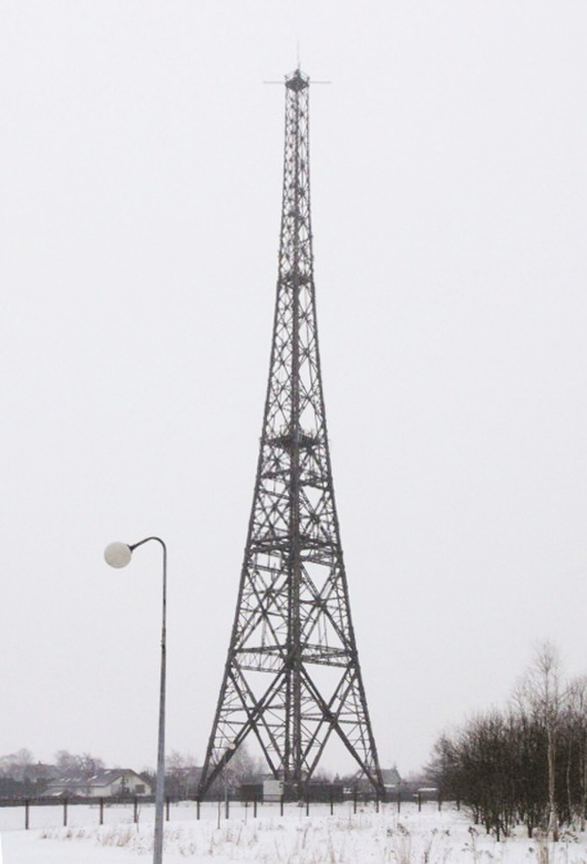 La tour hertzienne de Gliwice est la plus haute structure de bois d'Europe ; l'incident à la veille de l'invasion de la Pologne fut un coup d'éclat délibéré pour déclencher la guerre.