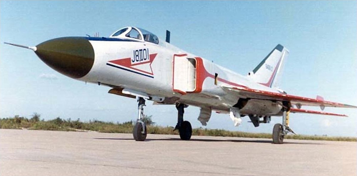 Shenyang J-8