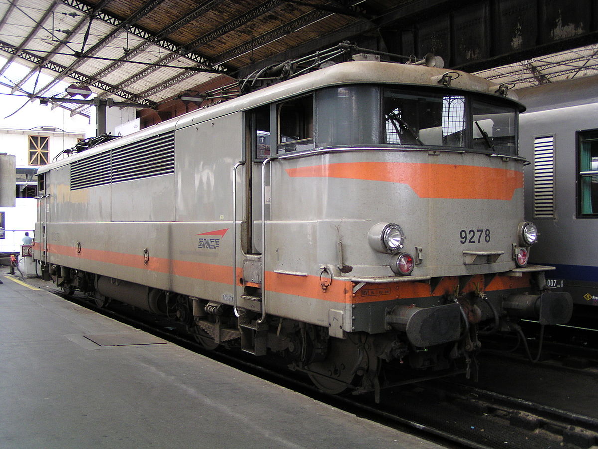 La BB 9278 en gare d'Austerlitz.