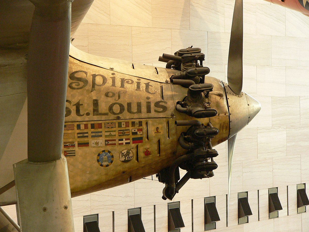 Nez et moteur Wright Whirlwind du Spirit of Saint Louis.