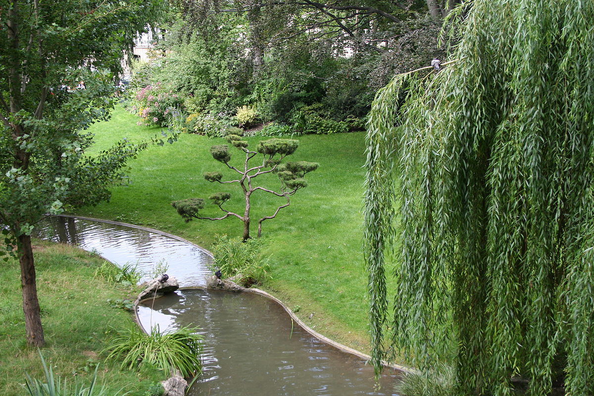 Square des Batignolles