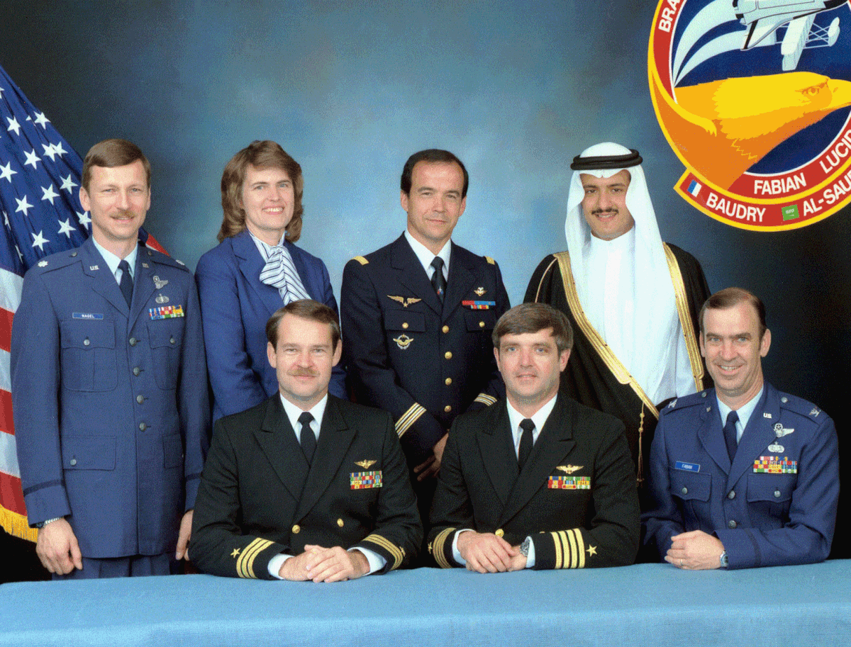 Sts-51-g-crew.GIF