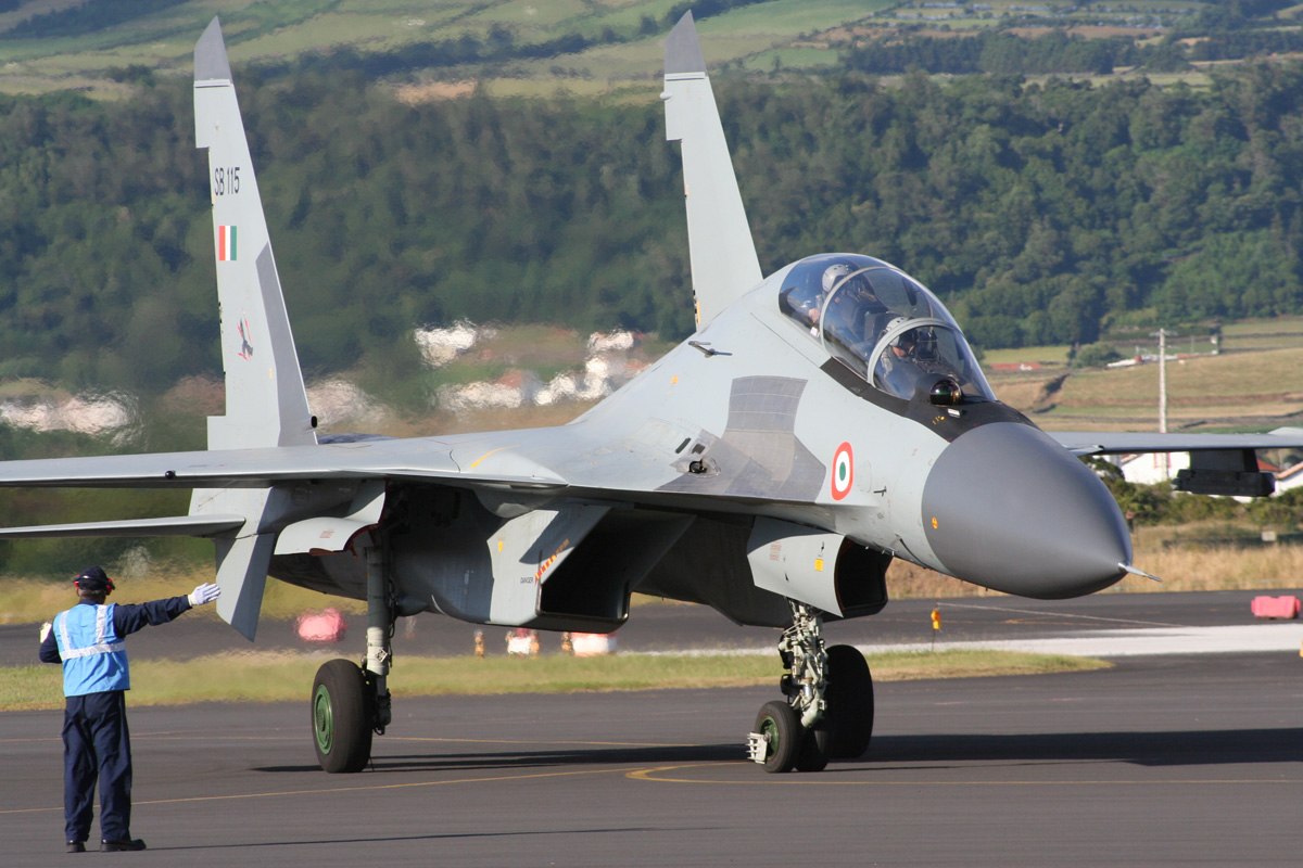 SU-30 MKI Lajes.JPG