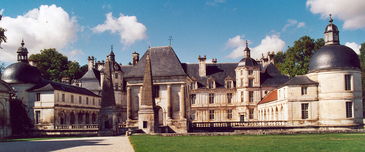 Tanlay Chateau 01.jpg
