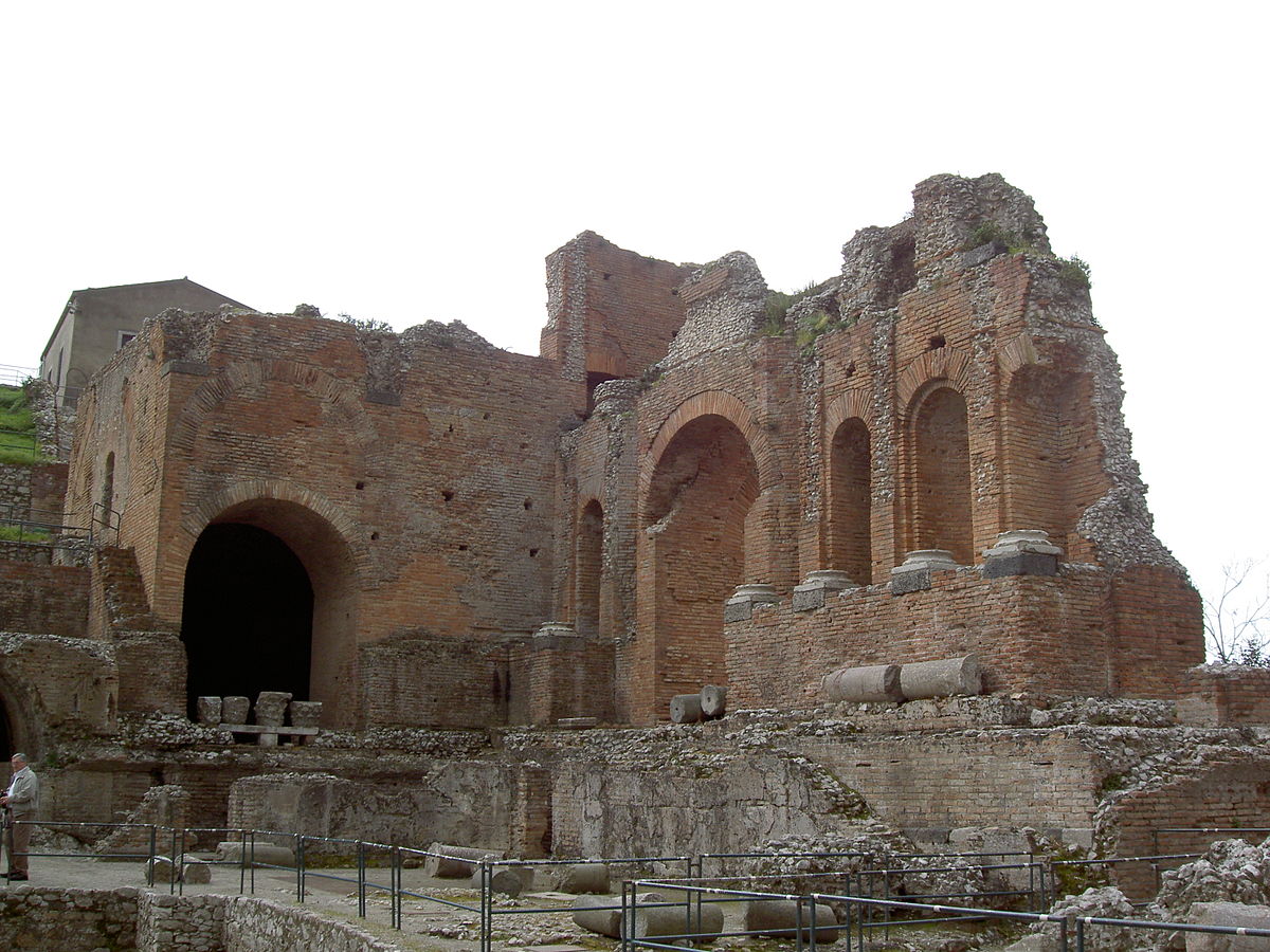 Taormina-amphi1.JPG