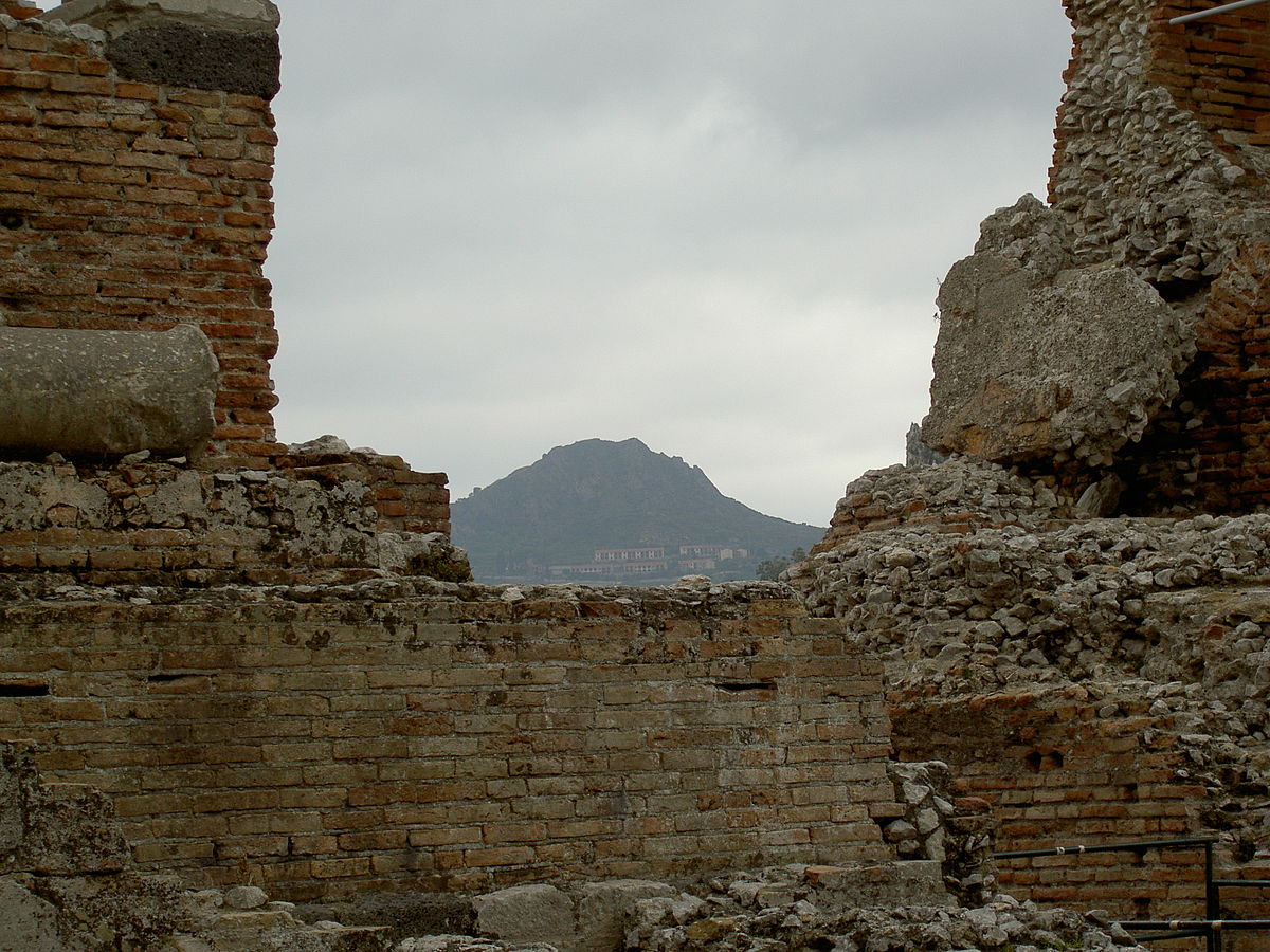 Taormina-amphi2.JPG