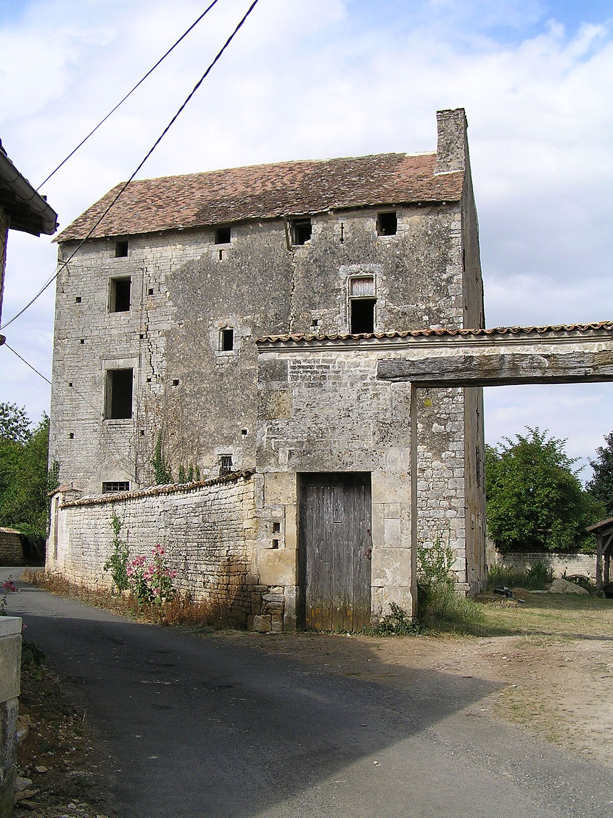 Logis médiéval de Tessé