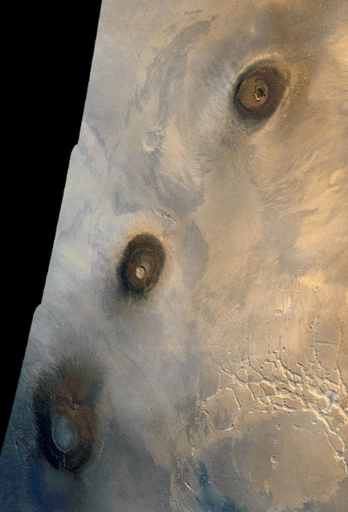Tharsis Montes