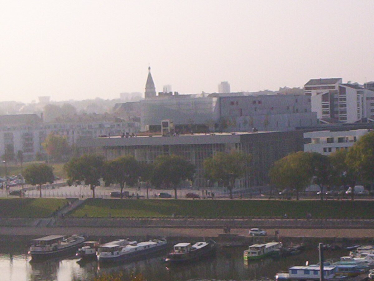 Le Quai