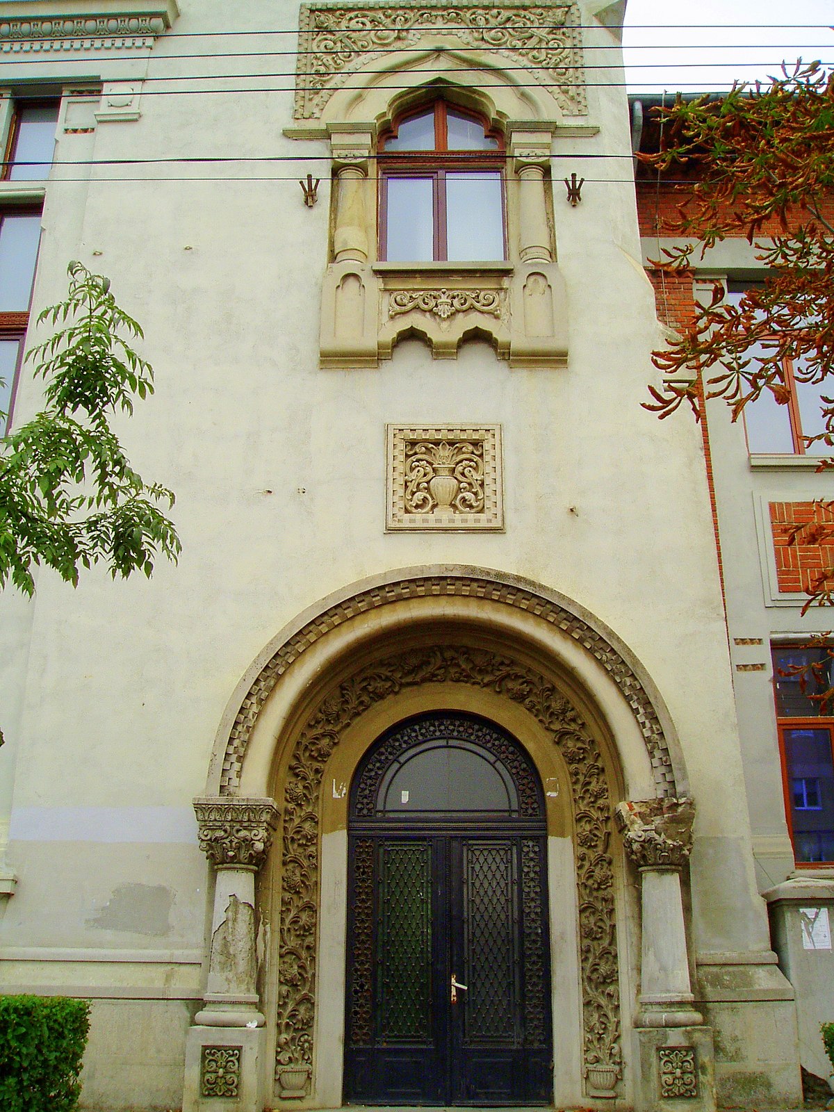 Le Collège National Nicolae Grigorescu.
