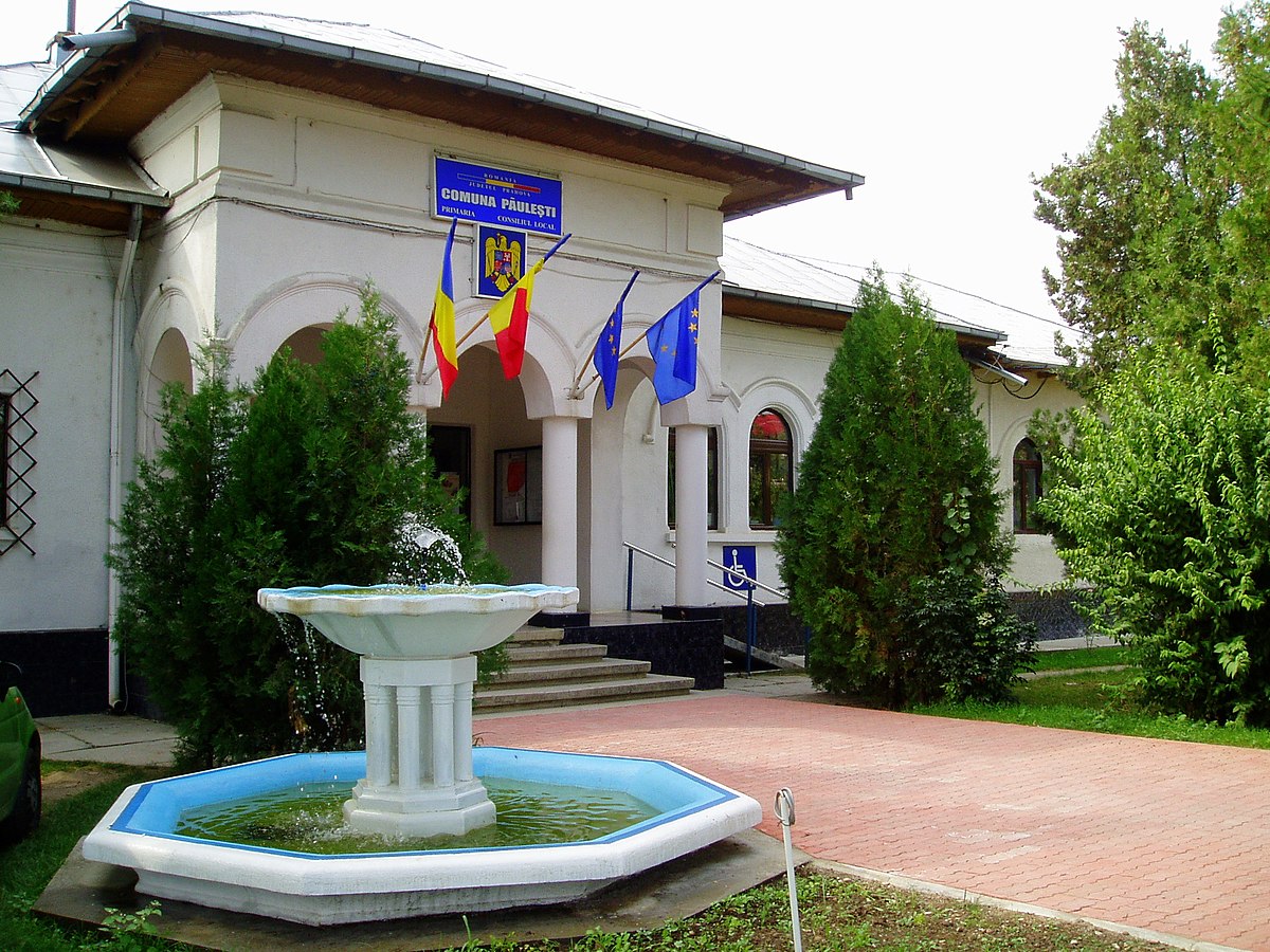 Mairie de Păuleşti en 2009.