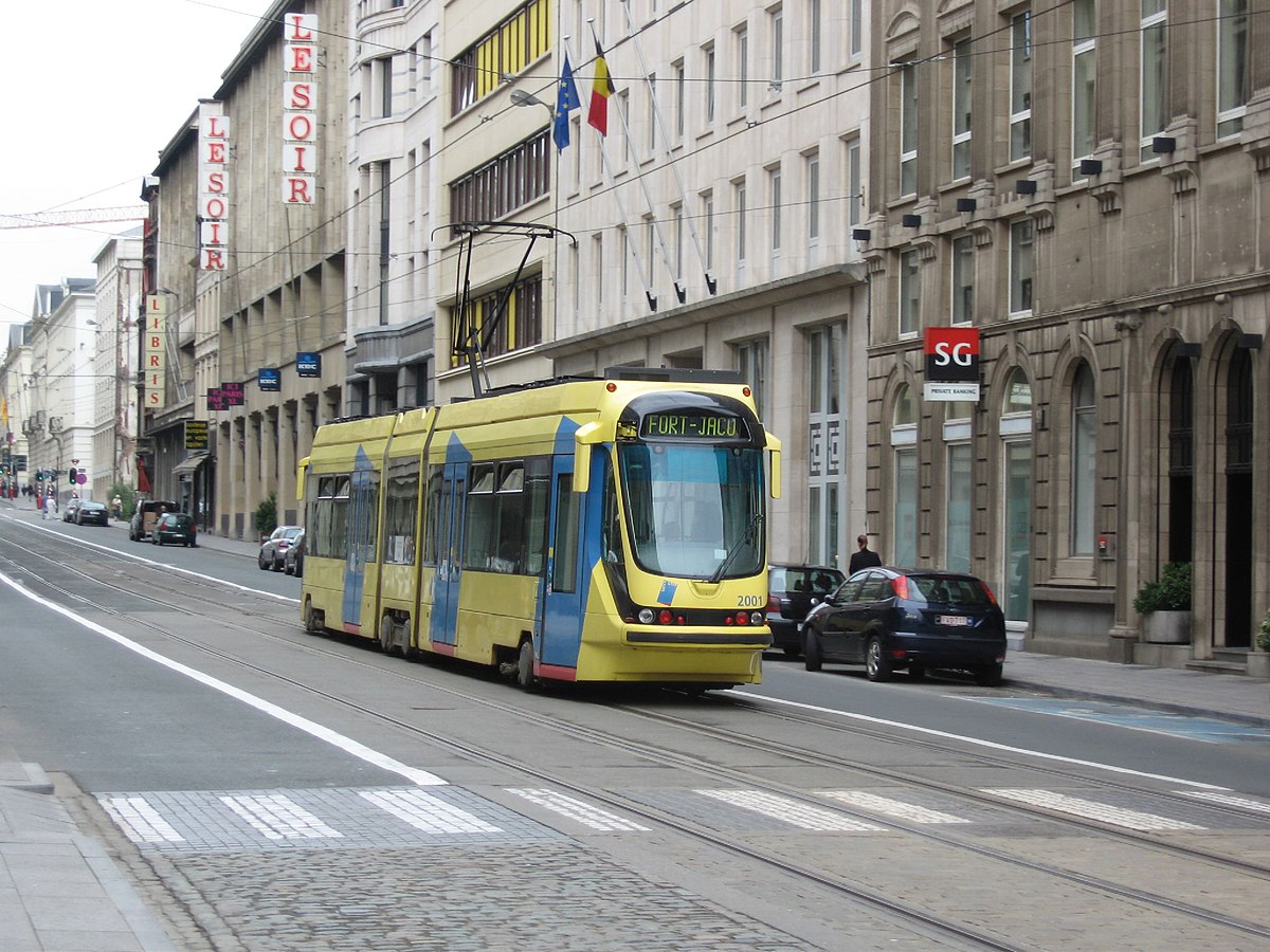tram à plancher surbaissé des années 1990.