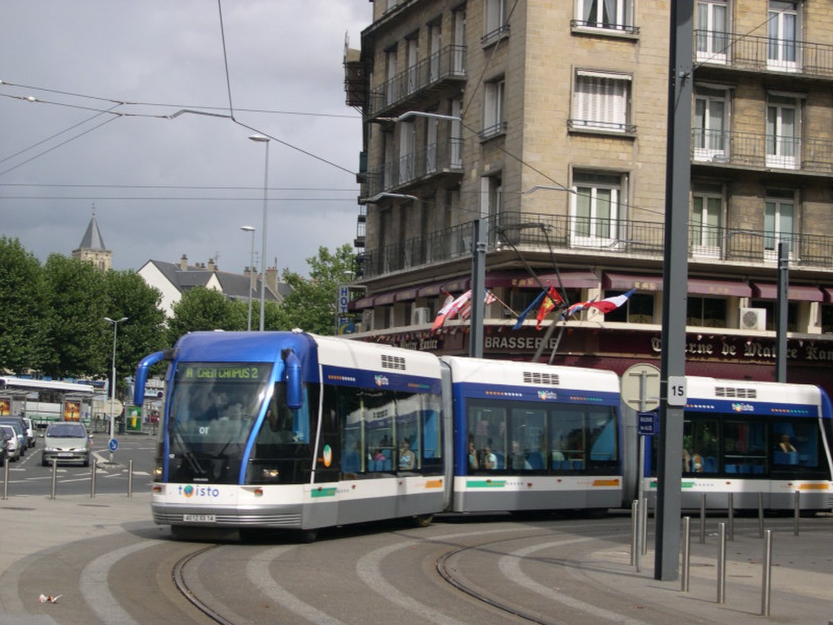 Tramway sur pneus