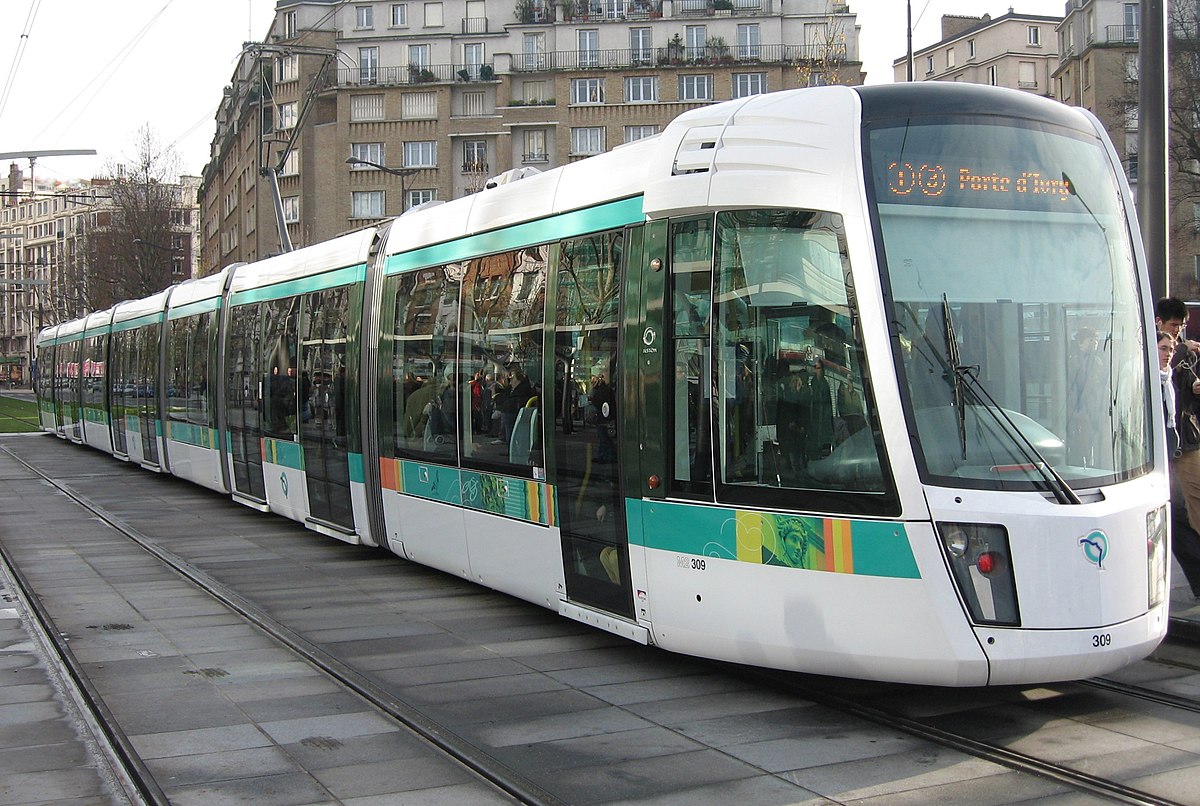Le nouveau tramway à Paris