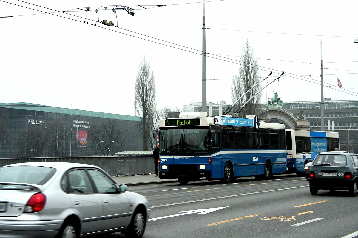 Trolleybus à Lucerne.