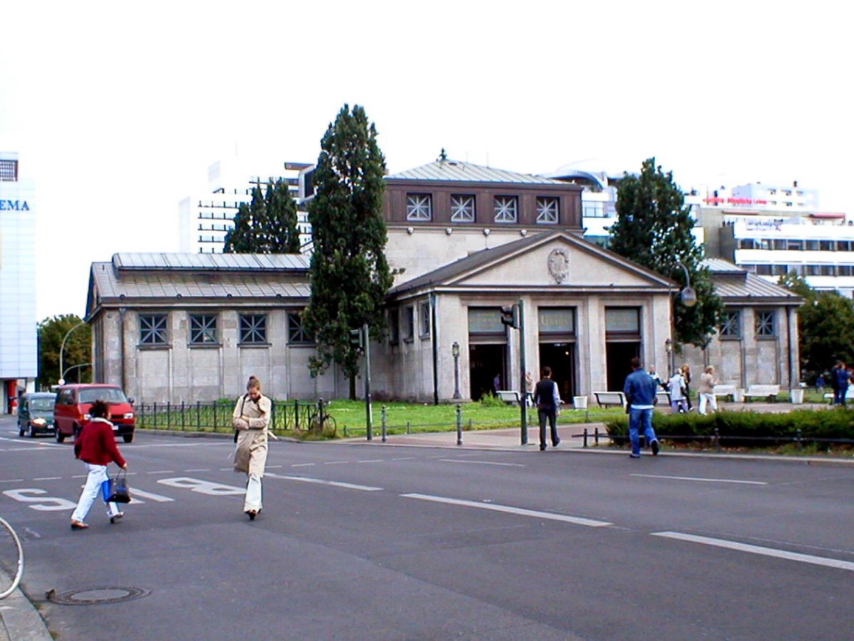 Entrée de la station Wittenbergplatz