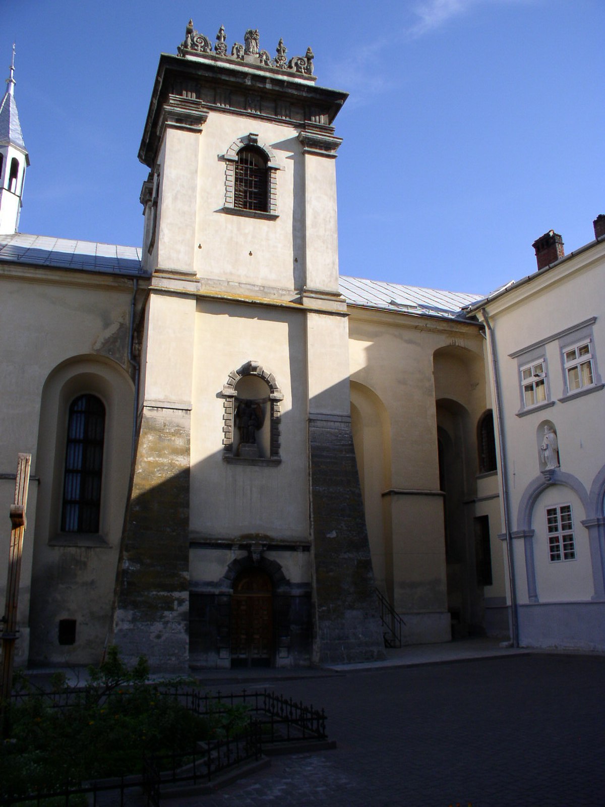 Ukraine-Lviv-Church and Convent of Benedictines-3.jpg