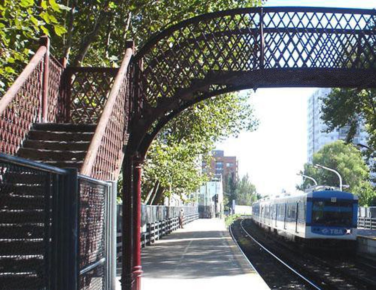 Service urbain sur la branche Retiro-Tigre