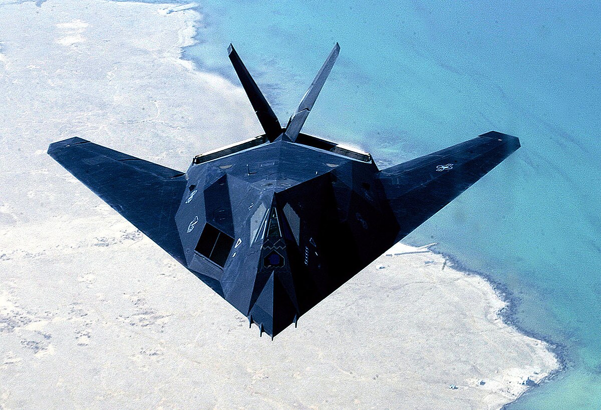 Un F-117 furtif