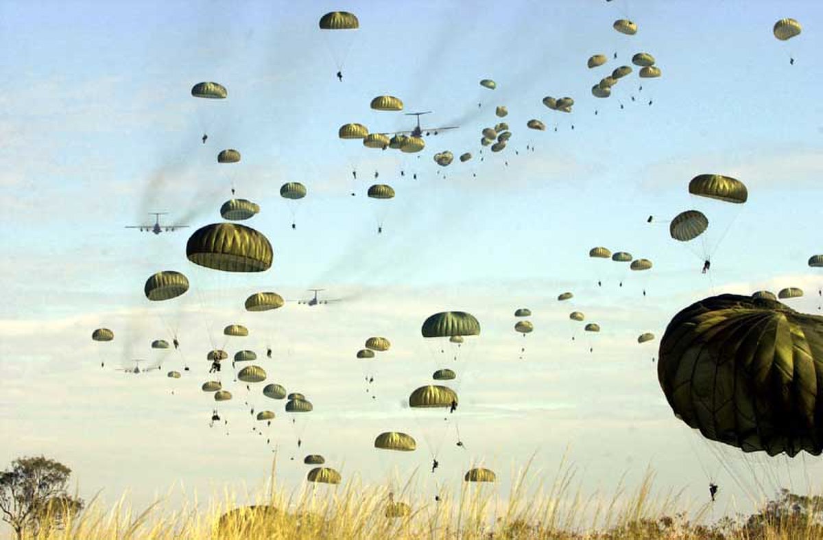 Parachutisme militaire