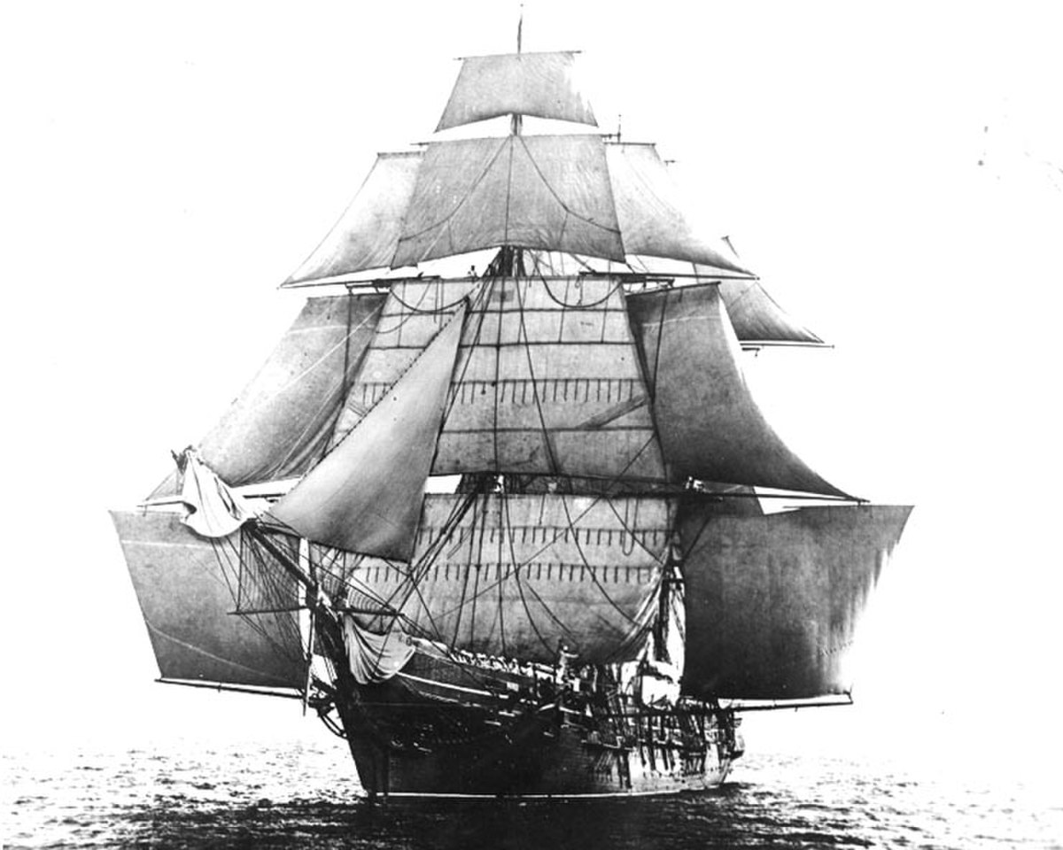 Le USS Monongahela, toutes voiles dehors, en 1862. Les bonnettes sont bien visibles de part et d'autre des voiles d'artimon
