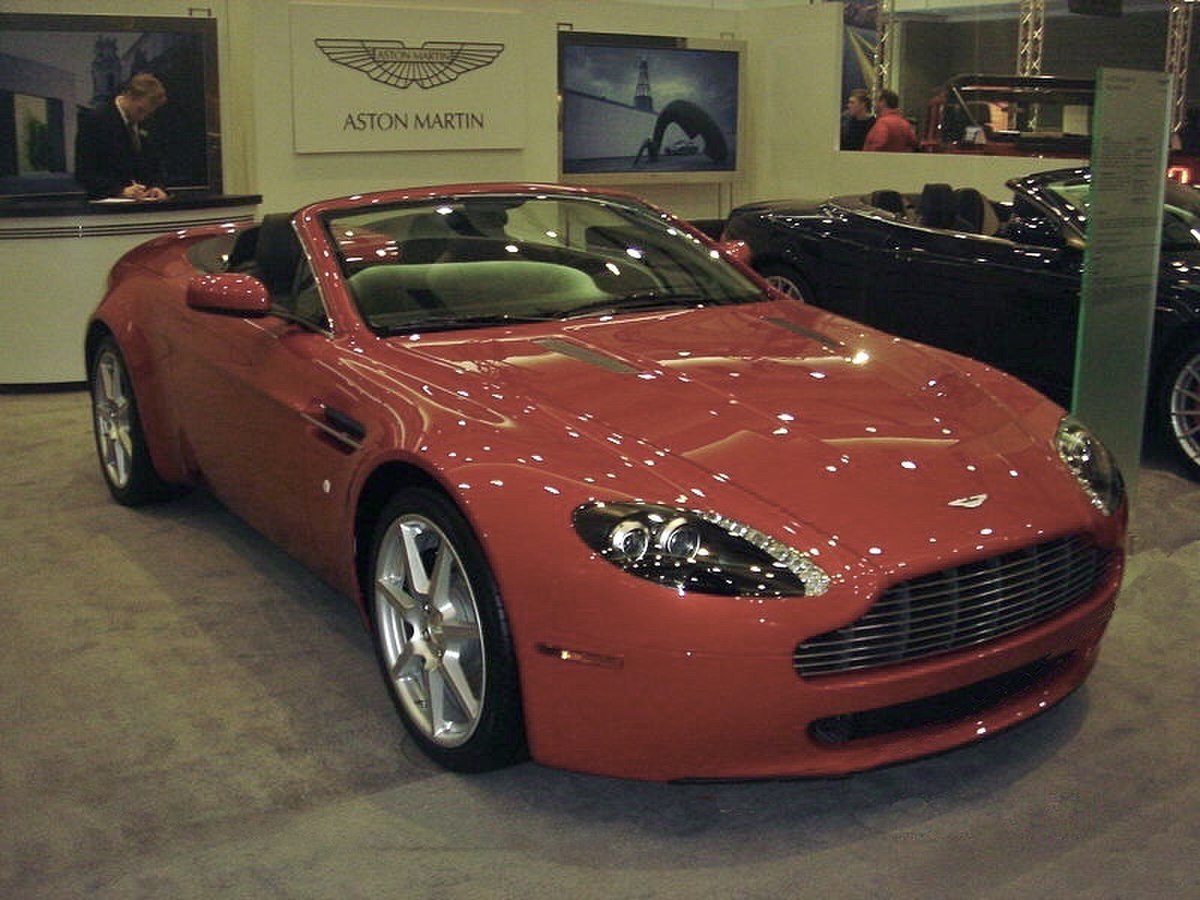 Aston Martin V8 Vantage Roadster
