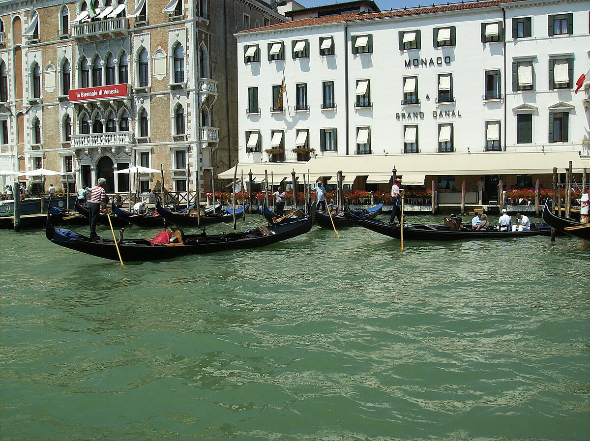 Palazzo Vallaresso