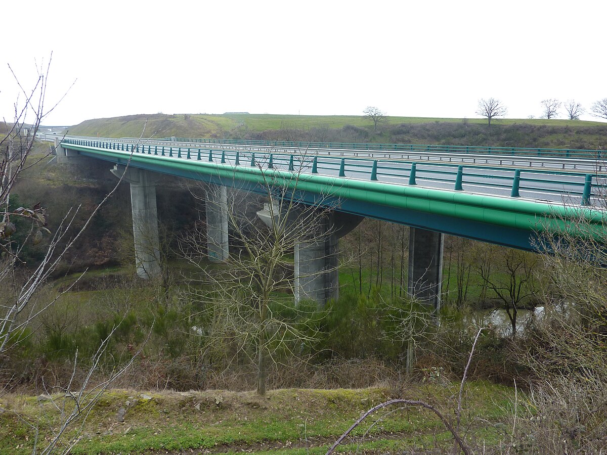 Viaduc de l'Hyrome (2).jpg