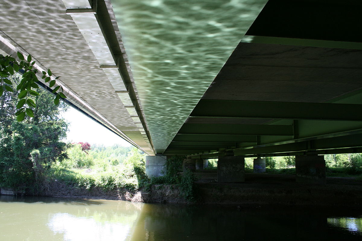 Viaduc du Loing (A77).JPG