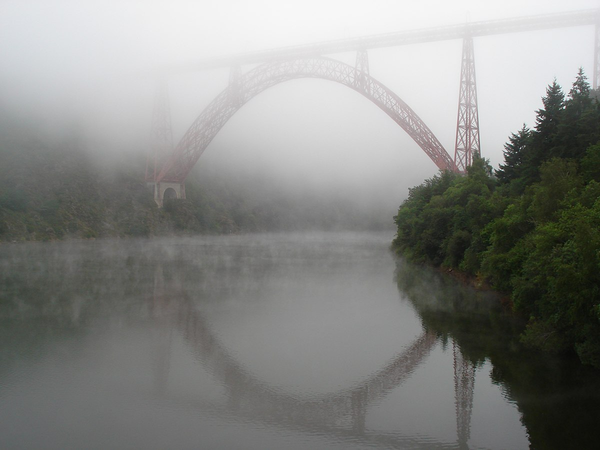 Viaduc Garabit 03.jpg