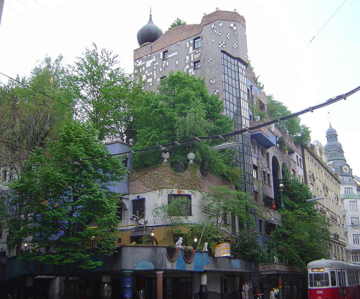 Vienna Hundertwasserhaus DSC02708.JPG