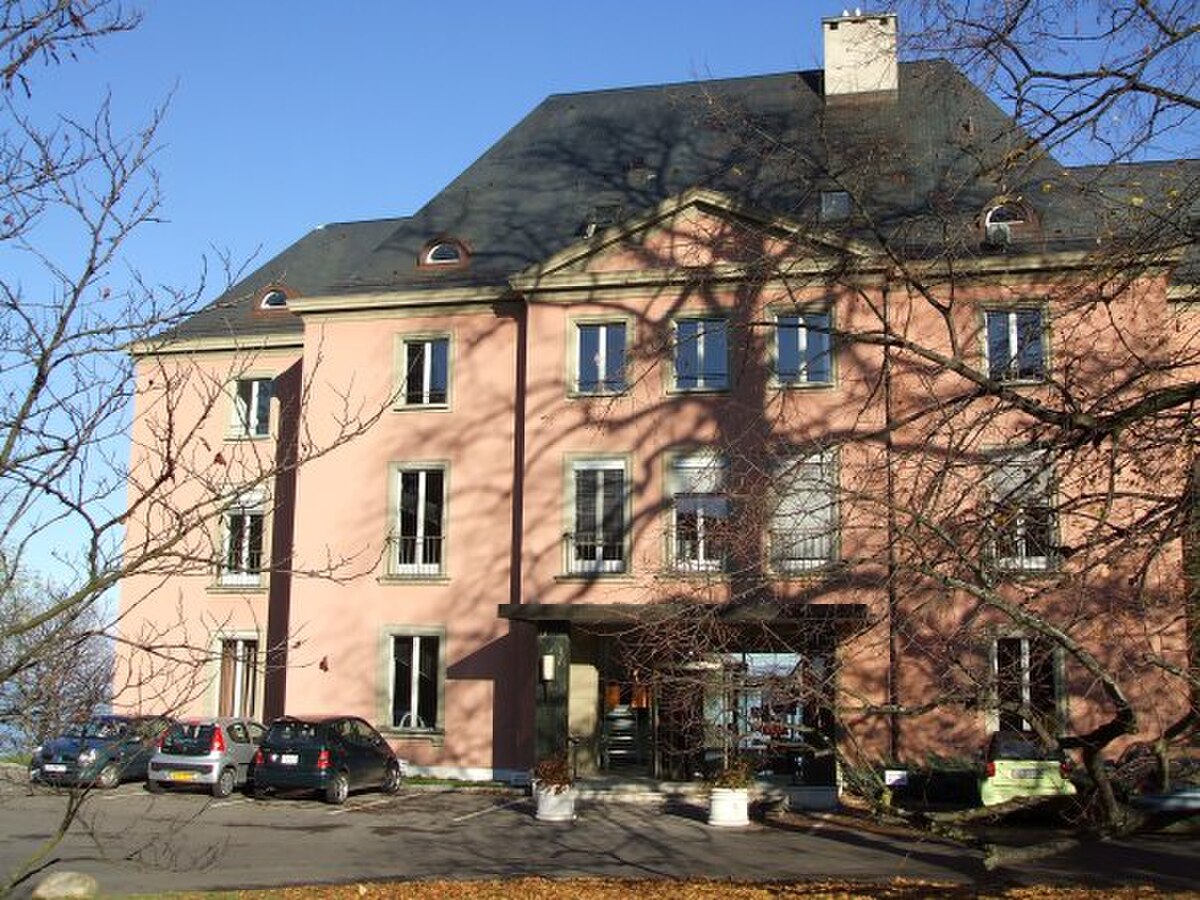 Institut de hautes études internationales et du développement