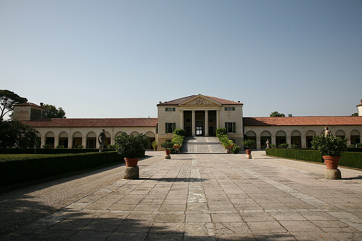 VillaEmo 2007 07 17 03.jpg