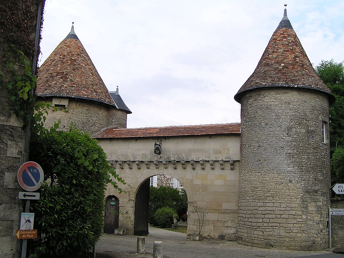 Logis des Tours de Villefagnan