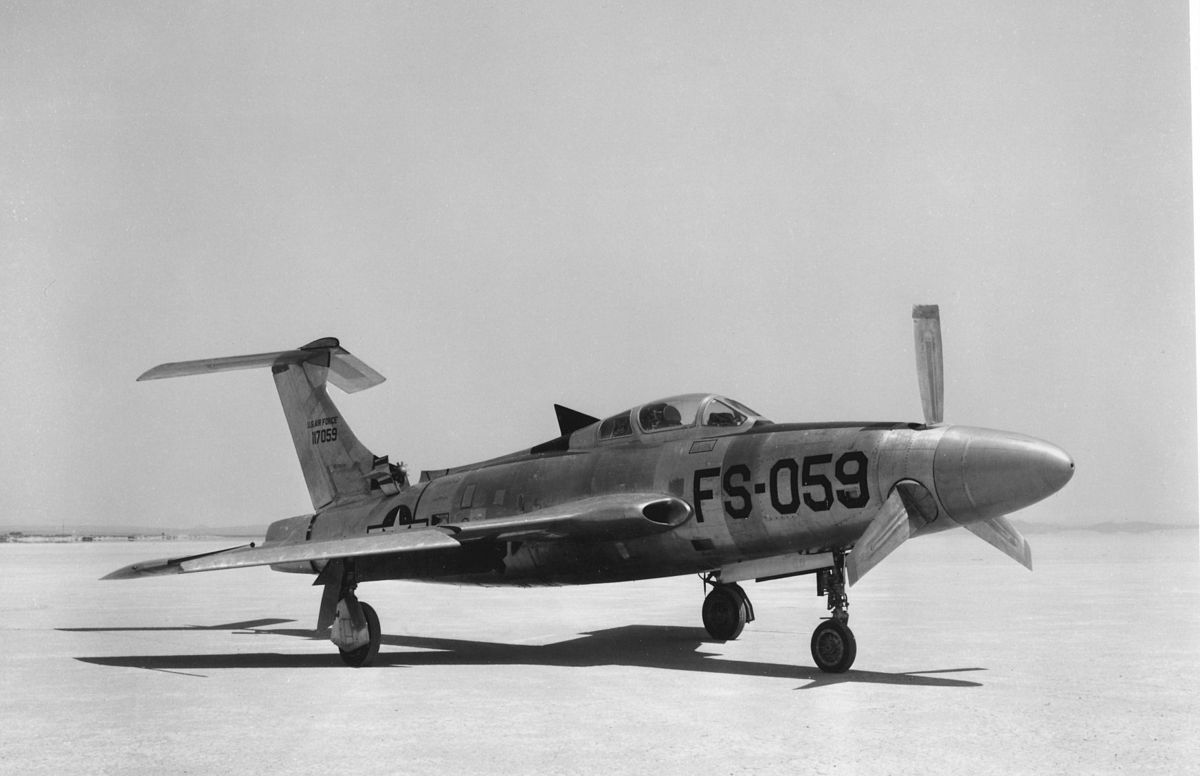Le XF-84H