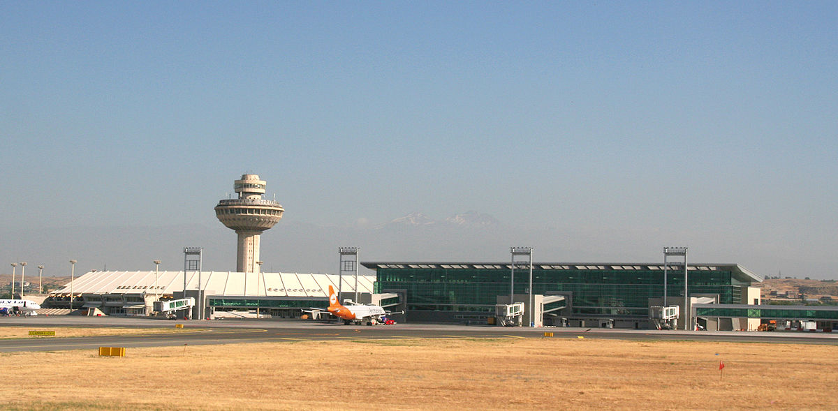 Aéroport international de Zvartnots
