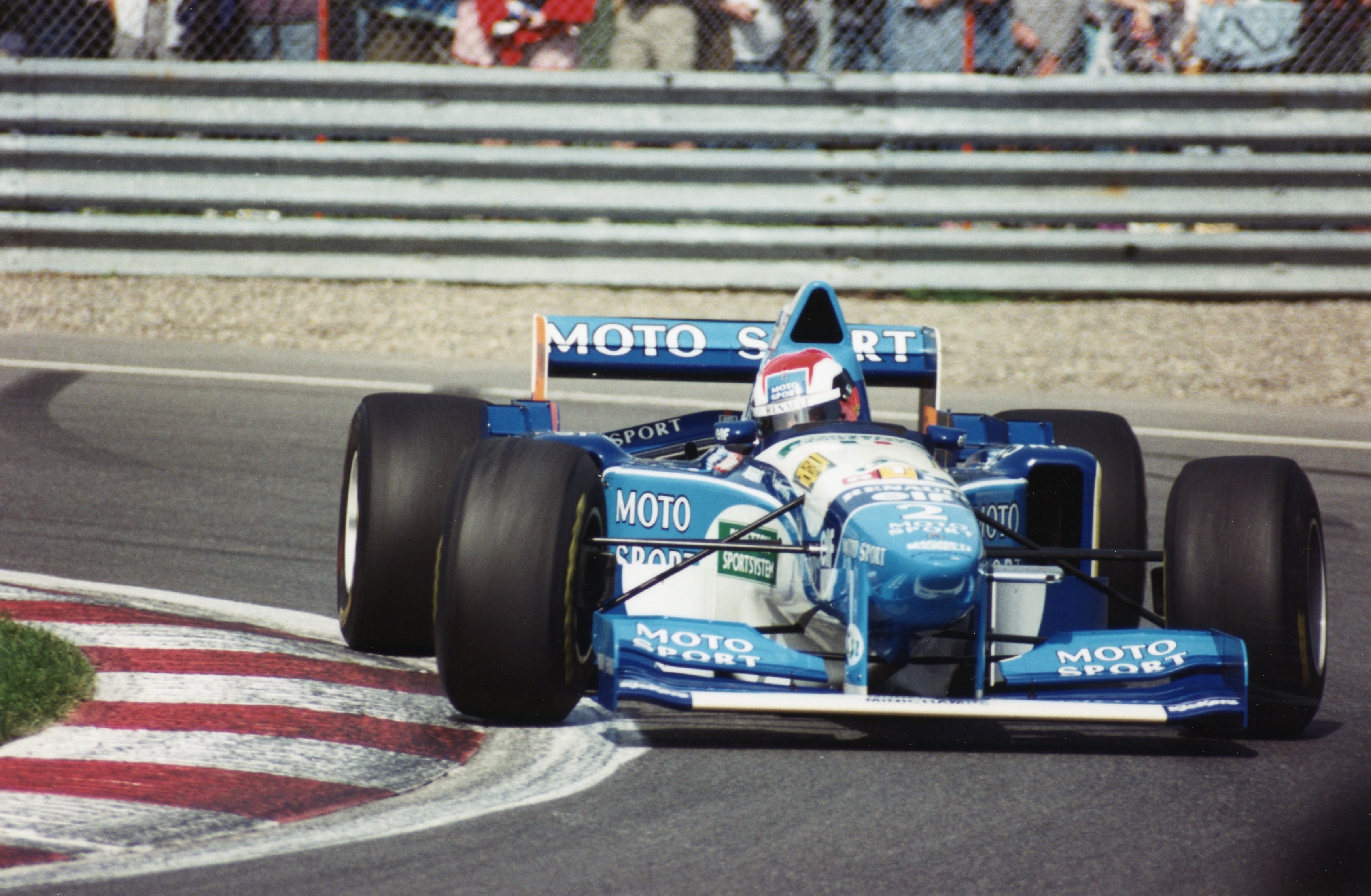Johnny Herbert au volant de la Benetton B195, au Grand Prix du Canada 1995