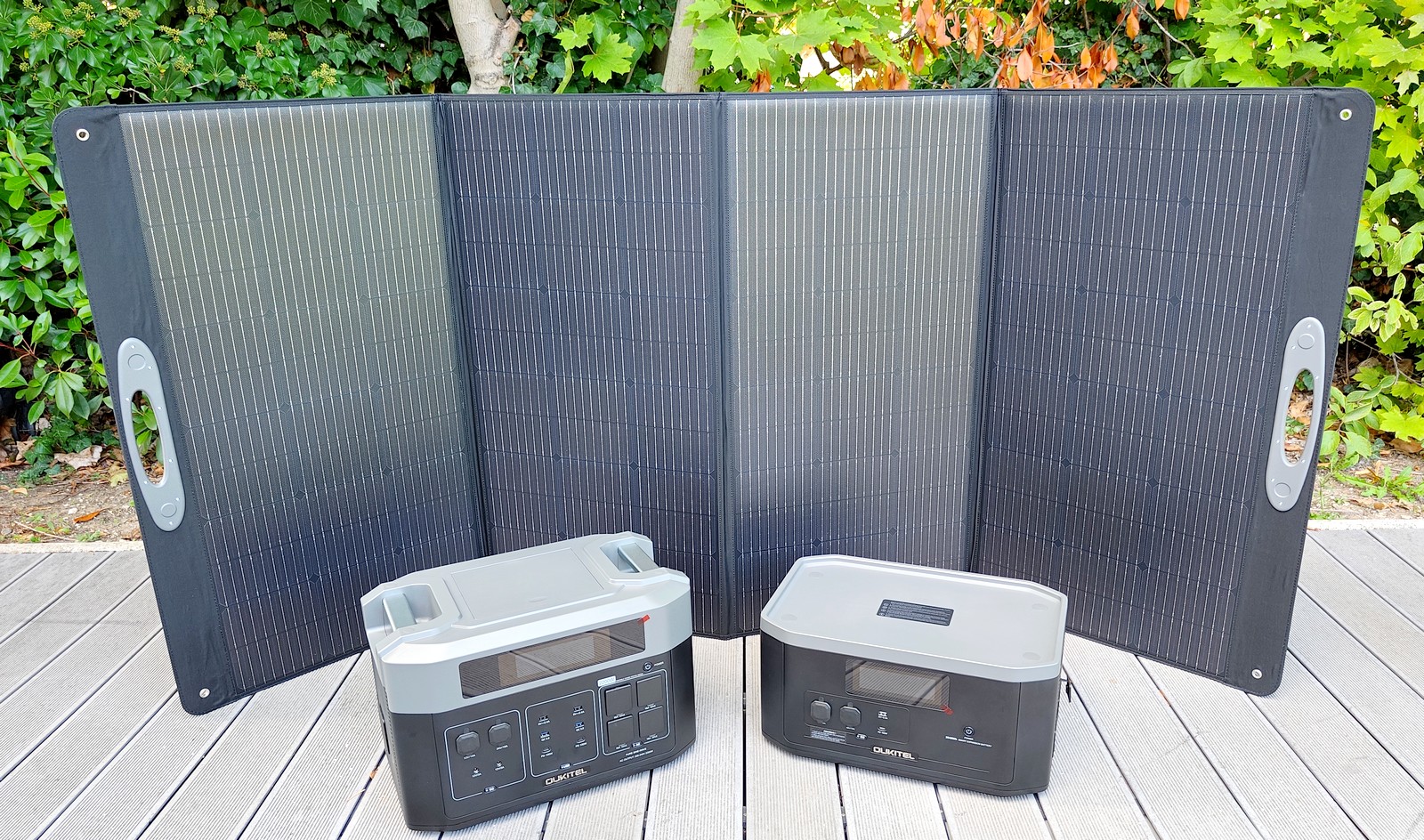 Ce coupon de réduction écrase le prix de la centrale électrique OUKITEL BP2000 + batterie B2000 + panneau solaire PV400