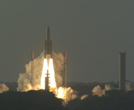 Lancement réussi d'Ariane 5 ECA, la version lourde d'Ariane 5