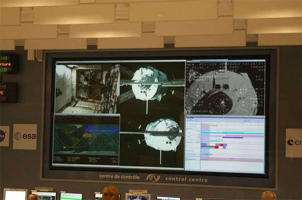 L’ATV Jules Verne s’est approché à 11 mètres de l’ISS