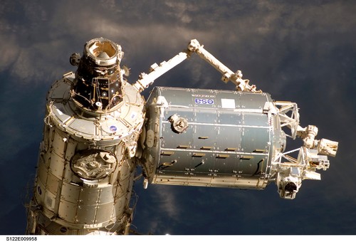 La Déclaration universelle des droits de l'Homme dans l'espace